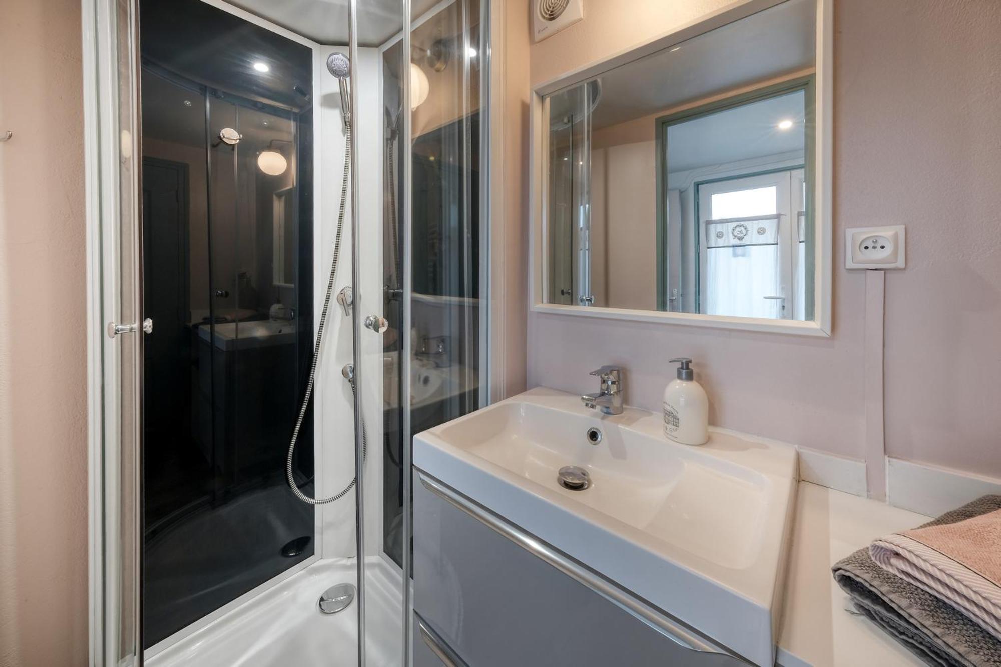 Studios De L'Etang Du Perray Le Perray-en-Yvelines Phòng bức ảnh
