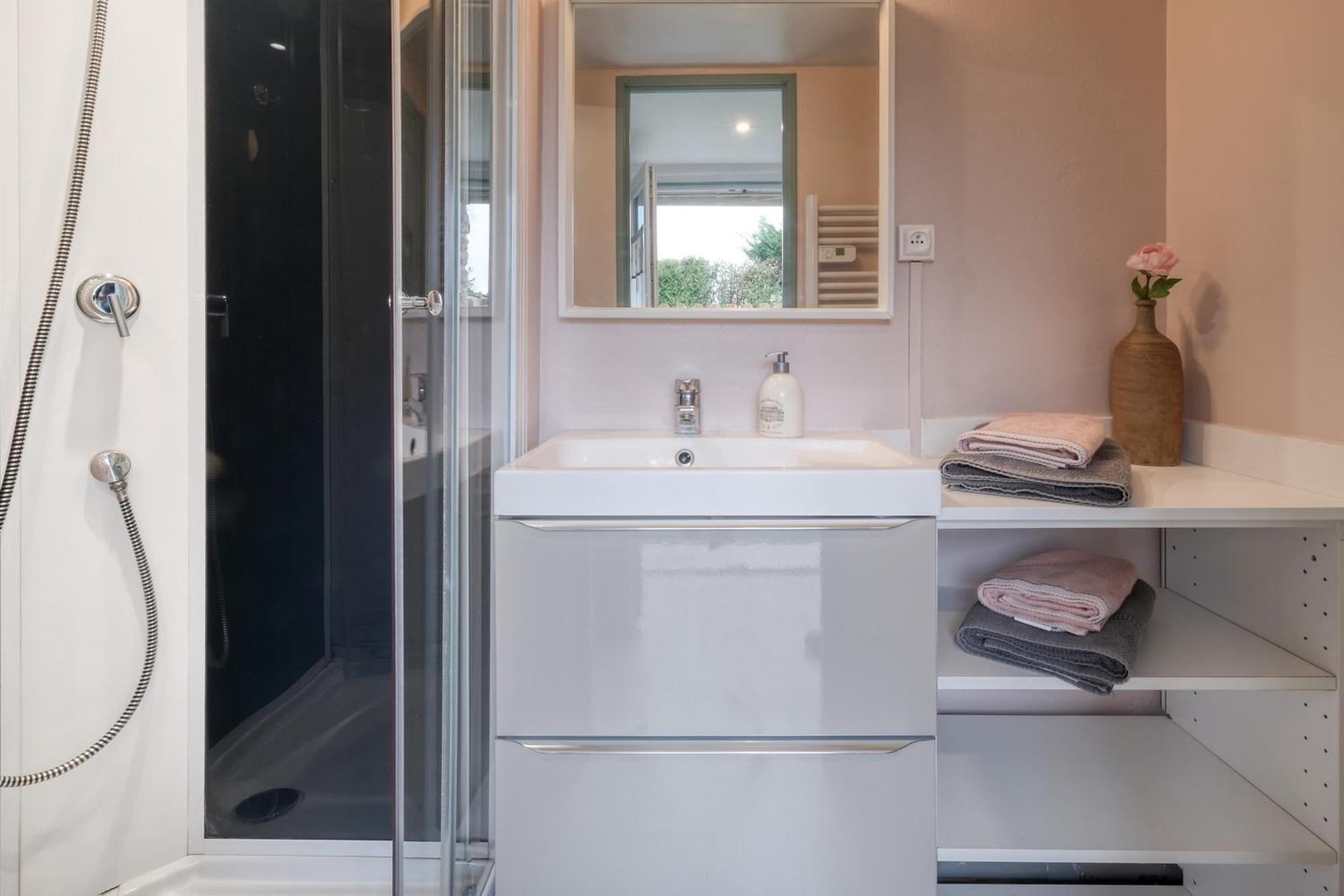 Studios De L'Etang Du Perray Le Perray-en-Yvelines Phòng bức ảnh